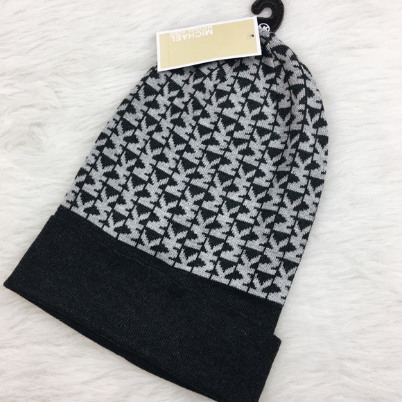 Michael Kors beanie - YOU PICK ONE - MK winter hat - Picture 3 of 3